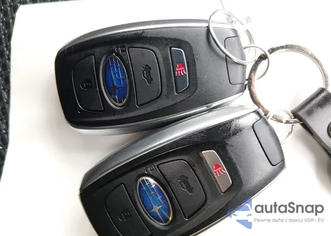 2025 Subaru Forester Premium Hybrid z USA, uszkodzony, nr VIN JF2SLSED2SH423935